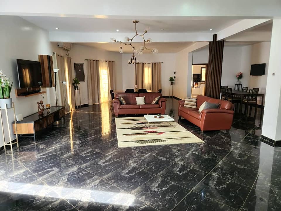 465229943_1182773376767828_5429069259115601130_n