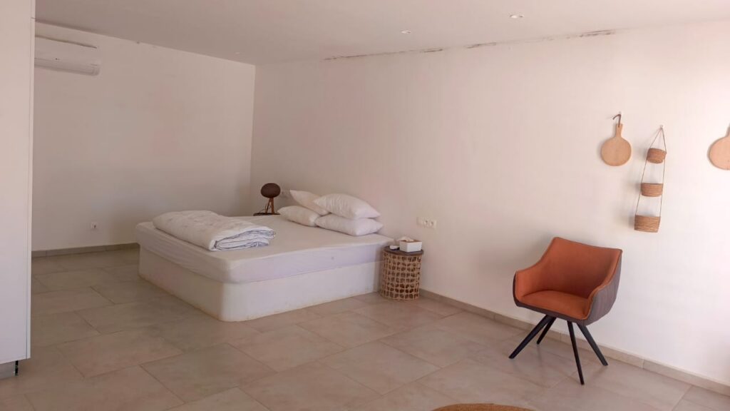 6e5e15e6-ff1d-487f-83a9-5e3ca9ea8855