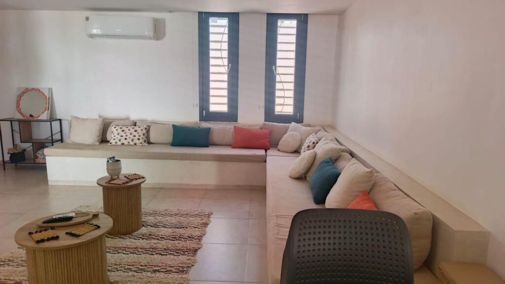 c2968f77-d13e-4aea-8669-4386329bc370